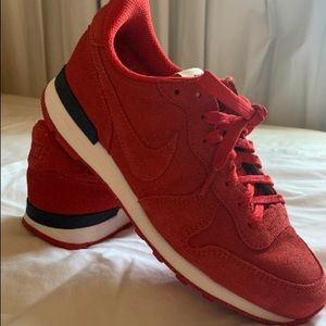 Nike Internationalist